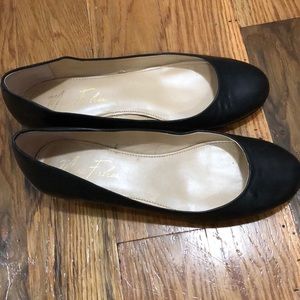Black ballet flats